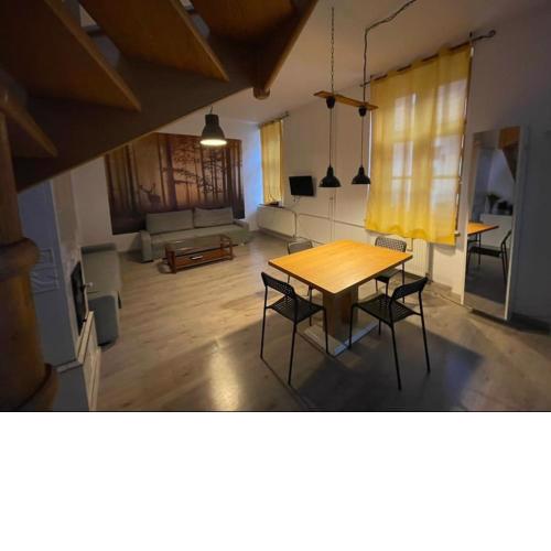 120 m2 apartment in the centre of the old town