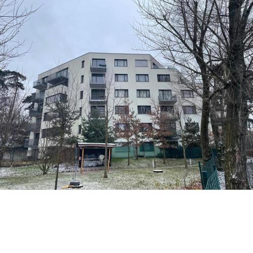 Bratislava FORESTPARK, FREE parking, self-check IN
