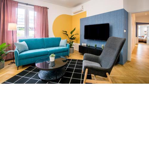 City Center Terrace apartment with AC by Kovee