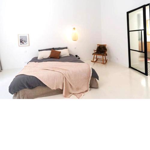 Class Apartments