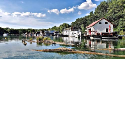 Hausboat Vlnka