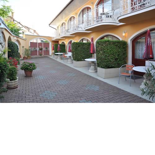 Hotel Átrium