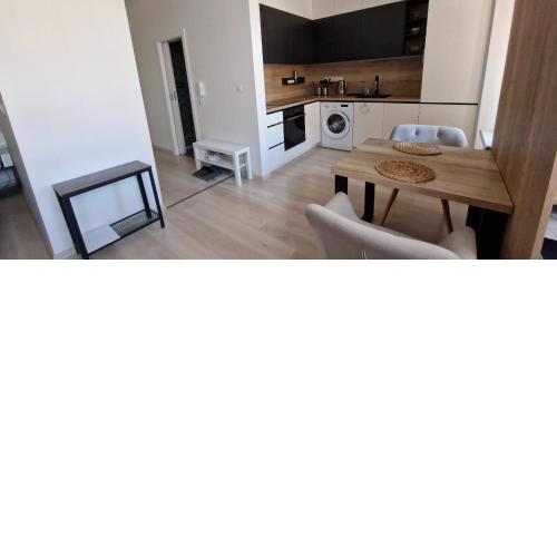 Luxo Grand Apartments by Bratislavatrip