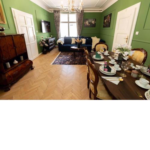 New, Stylish and Spacious Apartment