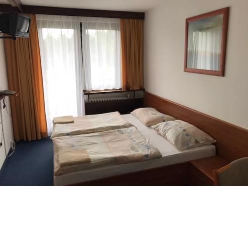 Retro Hotel Suza