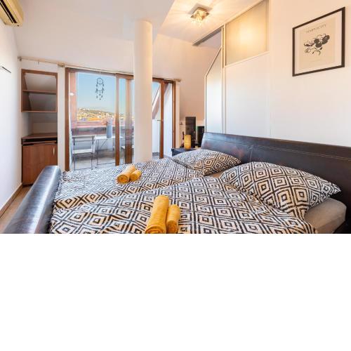 Royal City Vista Apartment, FREE Parking