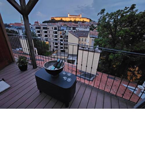 Studio 69 - Old town, 125m2, free parking, best view