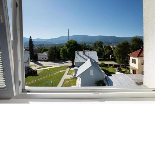 Útulný apartmán s výhľadom na hory